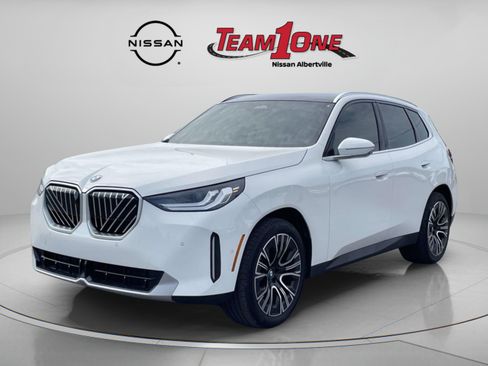 Used 2026 BMW X3 xDrive30i w/ Premium Package AWD/4WD image 4