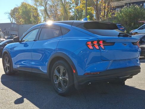 Certified 2022 Ford Mustang Mach-E Select image 7