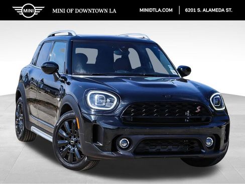 Used 2023 MINI Cooper Countryman S w/ Signature Upholstery Package FWD image 1