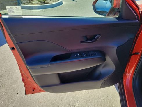 Used 2024 Hyundai Kona SEL w/ Convenience Package image 11