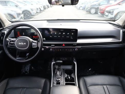 Certified 2024 Kia Sorento S image 15