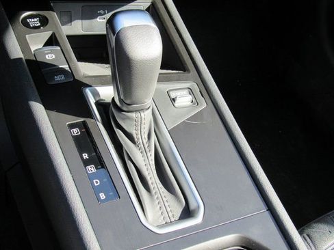 New 2026 Nissan Kicks SV w/ SV Premium Package image 18