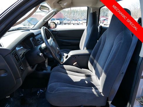 Used 2002 Dodge Dakota Base image 12