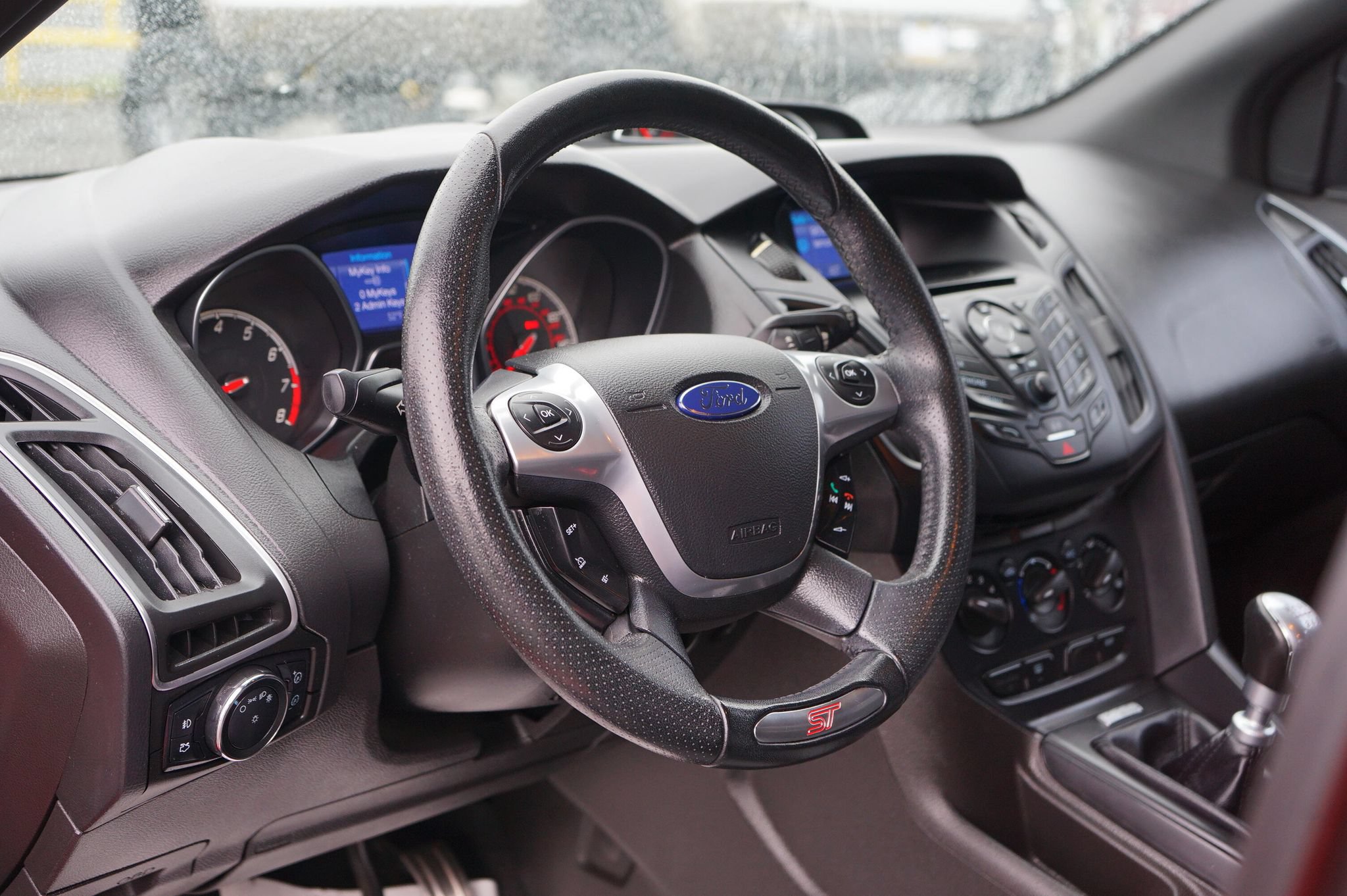 Used 2013 Ford Focus ST FWD image 12