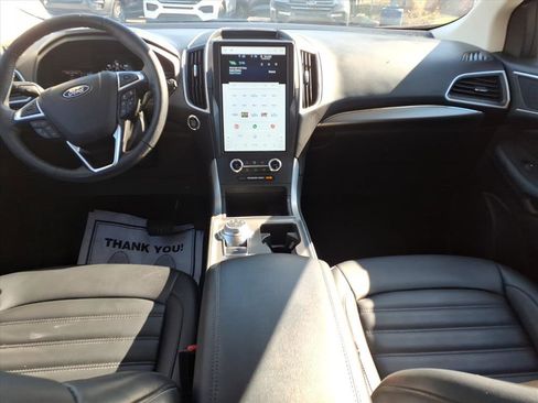 Certified 2022 Ford Edge SEL w/ Convenience Package image 12