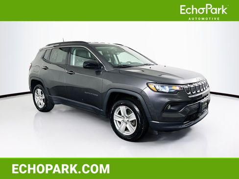 Used 2022 Jeep Compass Latitude w/ Convenience Group image 1