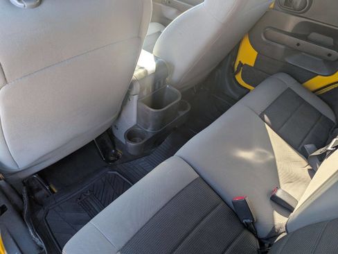 Used 2009 Jeep Wrangler Unlimited X image 16