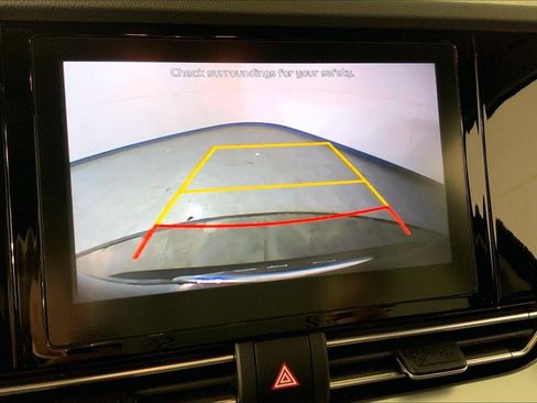 Used 2020 Kia Niro LX image 21