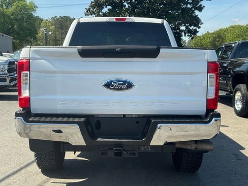 Used 2019 Ford F250 XLT image 4