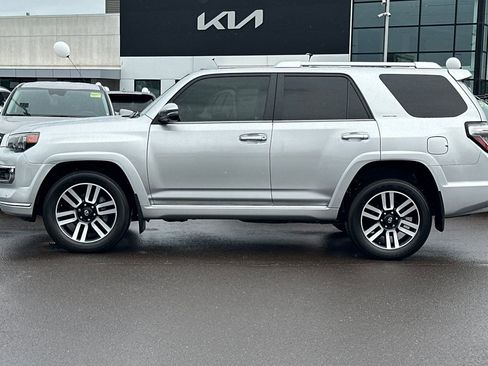 Used 2023 Toyota 4Runner Limited image 7