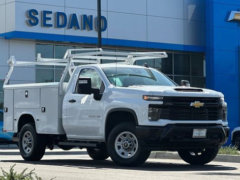 New 2026 Chevrolet Silverado 2500 W/T RWD image 2