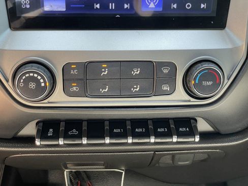 Used 2017 Chevrolet Silverado 2500 W/T w/ WT Convenience Package AWD/4WD image 26