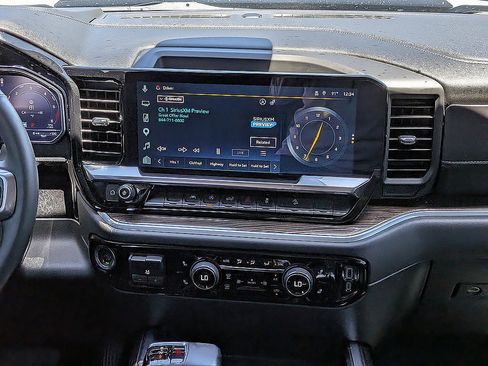 Certified 2025 Chevrolet Silverado 1500 LT Trail Boss w/ Convenience Package II AWD/4WD image 18
