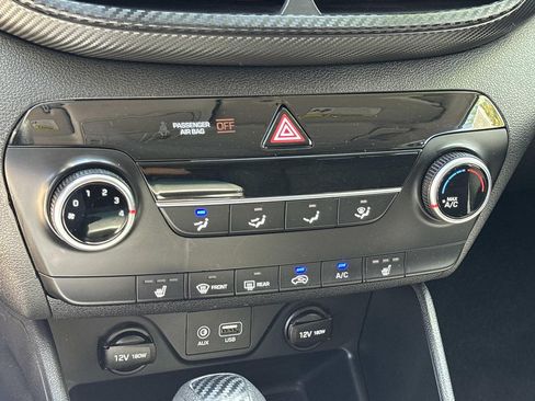 Used 2020 Hyundai Tucson Value FWD image 11