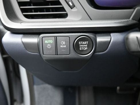 Certified 2025 Porsche 911 Carrera RWD image 22