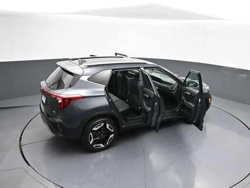 Certified 2025 Kia Seltos SX w/ SX Sunroof Package AWD/4WD image 46