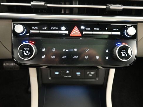 New 2026 Hyundai Tucson Limited image 24