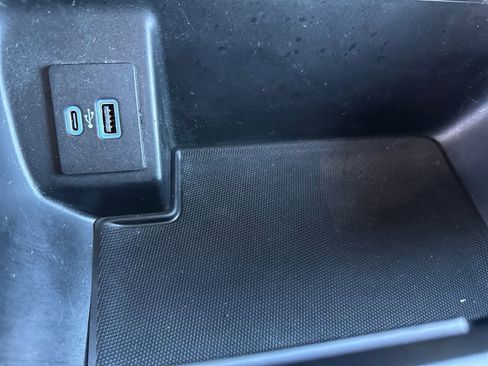 Used 2021 Ford F150 XLT w/ Equipment Group 302A High image 17