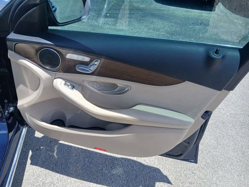 Used 2020 Mercedes-Benz C 300 Sedan image 17