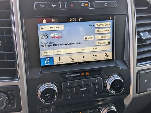 Used 2017 Ford F150 Lariat w/ Equipment Group 502A Luxury image 21