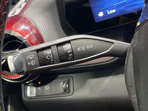 Used 2025 Chevrolet Equinox RS w/ Safety and Technology Package FWD image 23