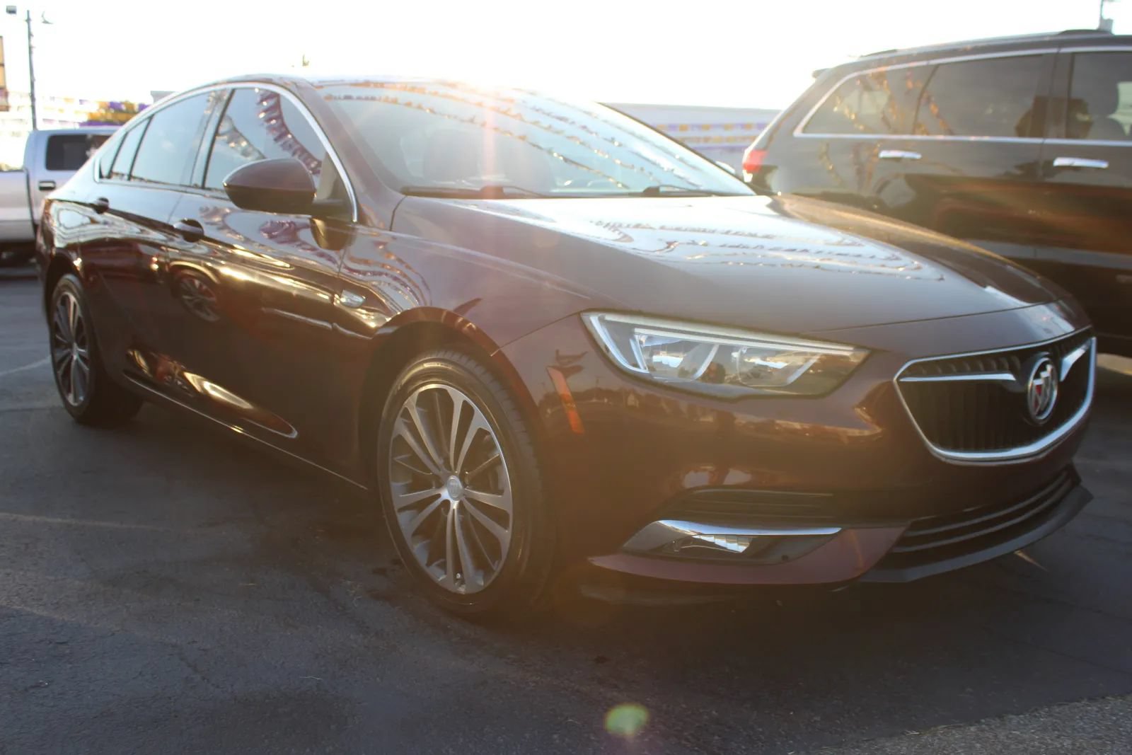 Used 2019 Buick Regal Essence FWD image 5