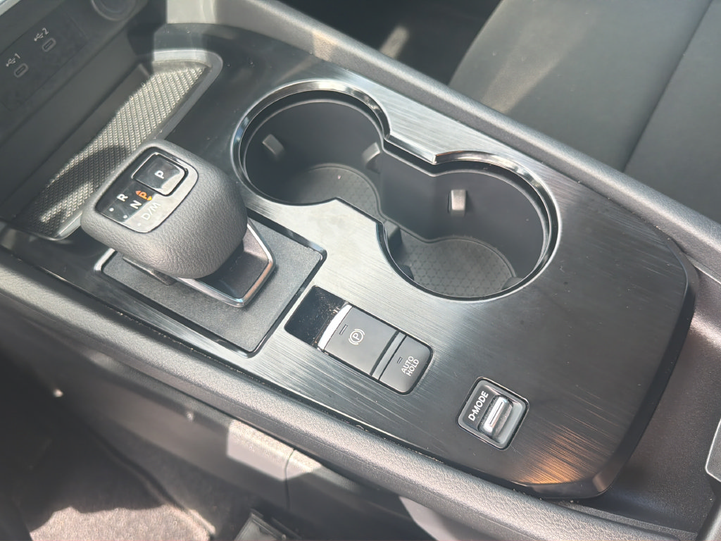 Certified 2025 Nissan Rogue S FWD image 44