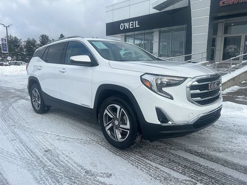 Certified 2020 GMC Terrain SLT w/ Preferred Package AWD/4WD image 2