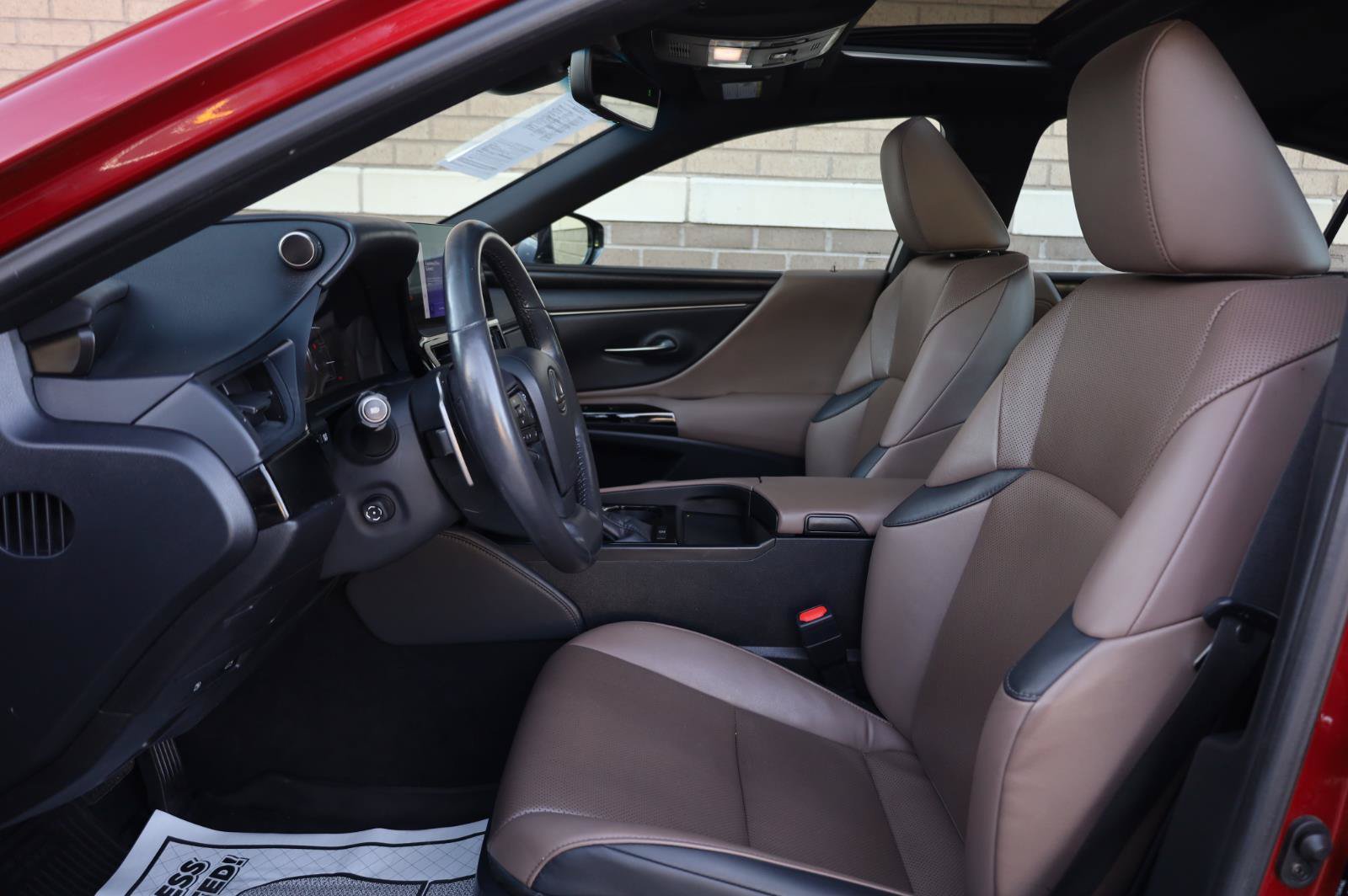 Used 2023 Lexus ES 350 w/ Premium Package FWD image 18