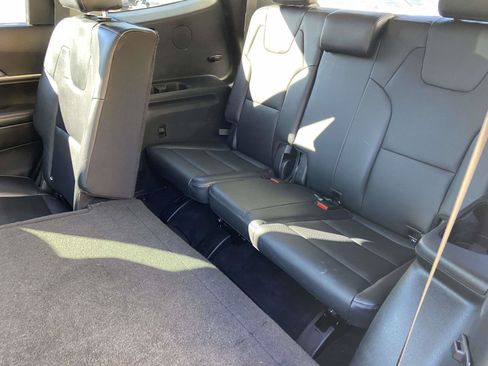 Used 2020 Kia Telluride LX image 11