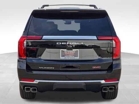 New 2026 GMC Yukon XL Denali w/ Denali Reserve Package AWD/4WD image 4