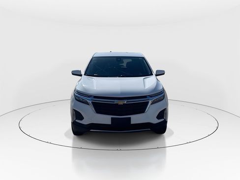 Used 2022 Chevrolet Equinox LT image 3