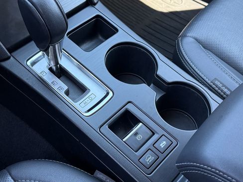 Used 2017 Subaru Outback 2.5i Limited image 33