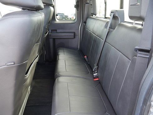 Used 2011 Ford F250 Lariat w/ Chrome Pkg image 16