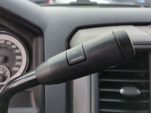 Used 2014 RAM 1500 Express RWD image 28