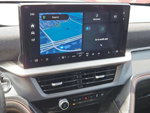 Used 2025 Ford Explorer ST-Line w/ ST-Line Street Pack AWD/4WD image 18