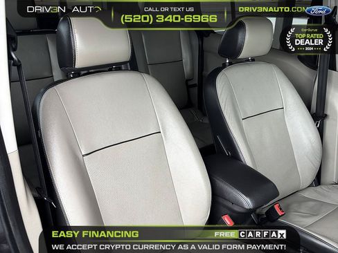 Used 2015 Ford Transit Connect Titanium FWD image 16