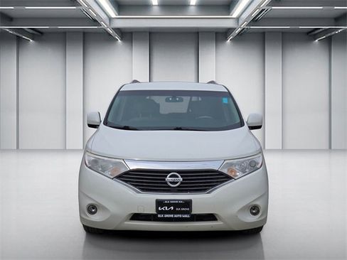 Used 2014 Nissan Quest SV image 2
