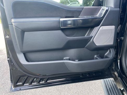 Used 2025 Ford F150 Platinum w/ FX4 Off-Road Package AWD/4WD image 17