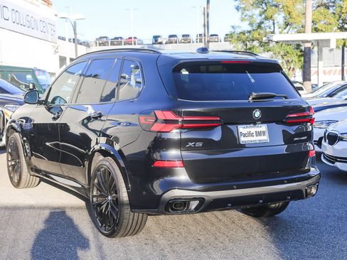 New 2026 BMW X5 sDrive40i w/ M Sport Package image 4