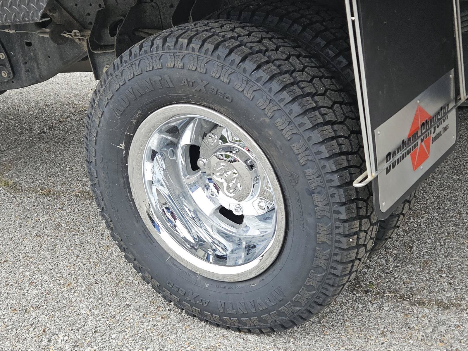 Used 2024 RAM 3500 SLT w/ Quick Order Package 2YG SLT AWD/4WD image 7