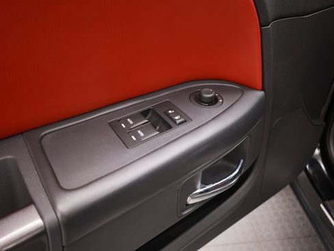 Used 2009 Dodge Challenger R/T RWD image 24
