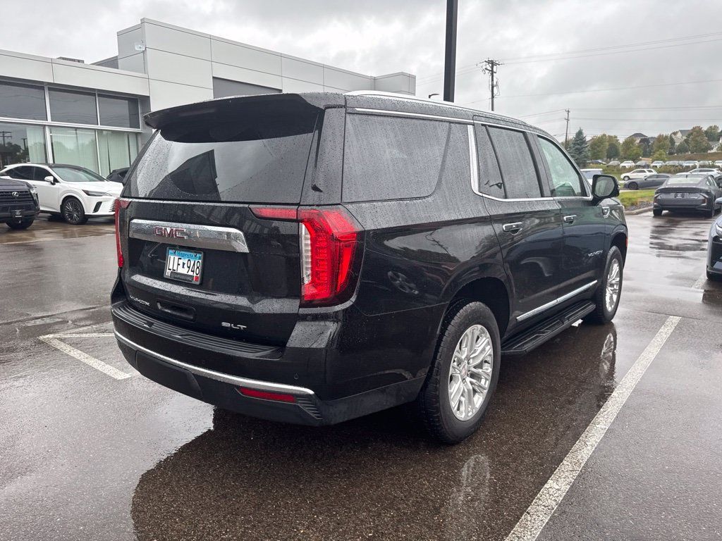 Used 2023 GMC Yukon SLT w/ SLT Luxury Package AWD/4WD image 6