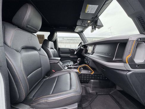 Used 2022 Ford Bronco Badlands w/ Sasquatch Package image 14