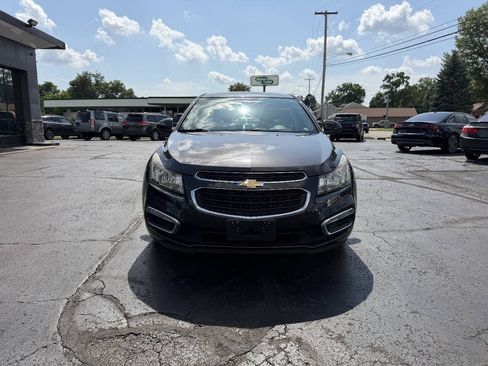 Used 2016 Chevrolet Cruze LT FWD image 8