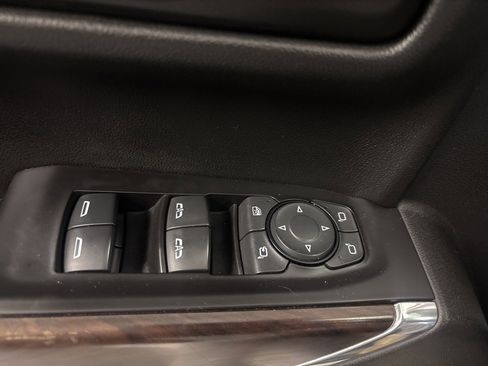 Used 2020 GMC Sierra 1500 SLT w/ X31 Off-Road Package image 25