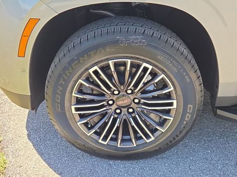 New 2026 GMC Yukon Elevation image 8