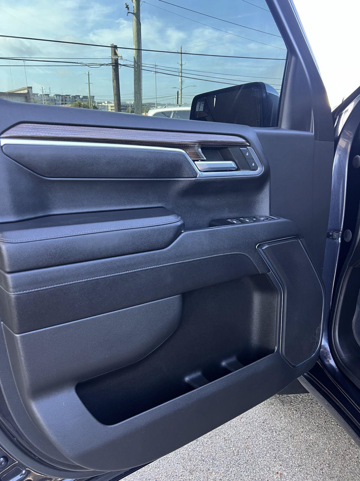 Used 2023 Chevrolet Silverado 1500 LT w/ Protection Package AWD/4WD image 14