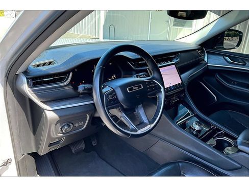 Used 2022 Jeep Grand Cherokee Limited RWD image 14