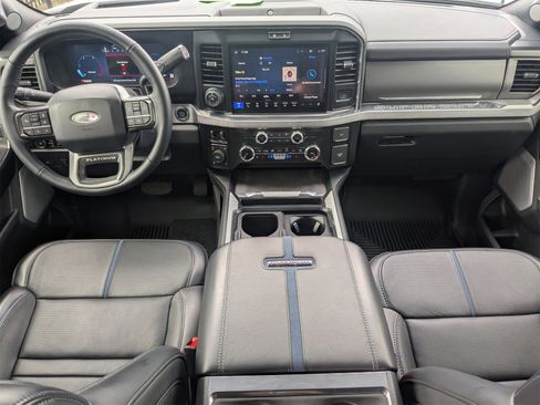 Used 2025 Ford F250 Platinum w/ FX4 Off-Road Package image 16